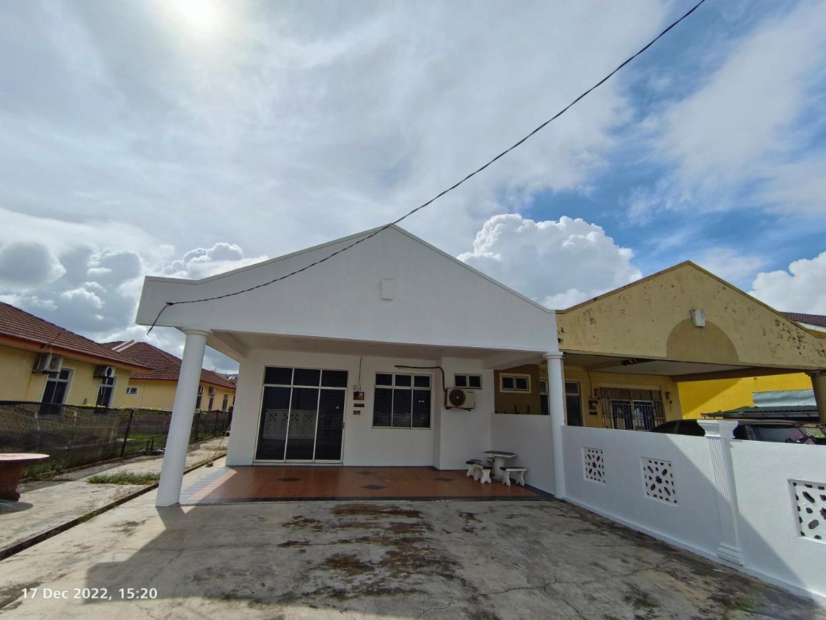 Seaview Promenade Homestay Dungun Luaran gambar
