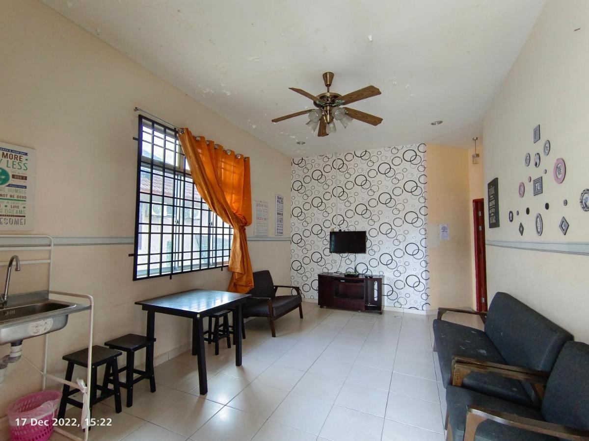 Seaview Promenade Homestay Dungun Luaran gambar